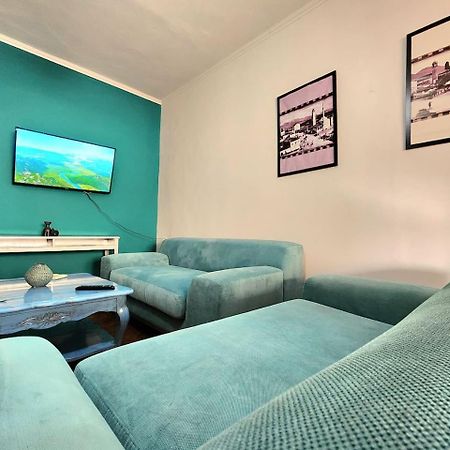 Turqoise Flat In City Center With 24H Self Check In Tirana Extérieur photo