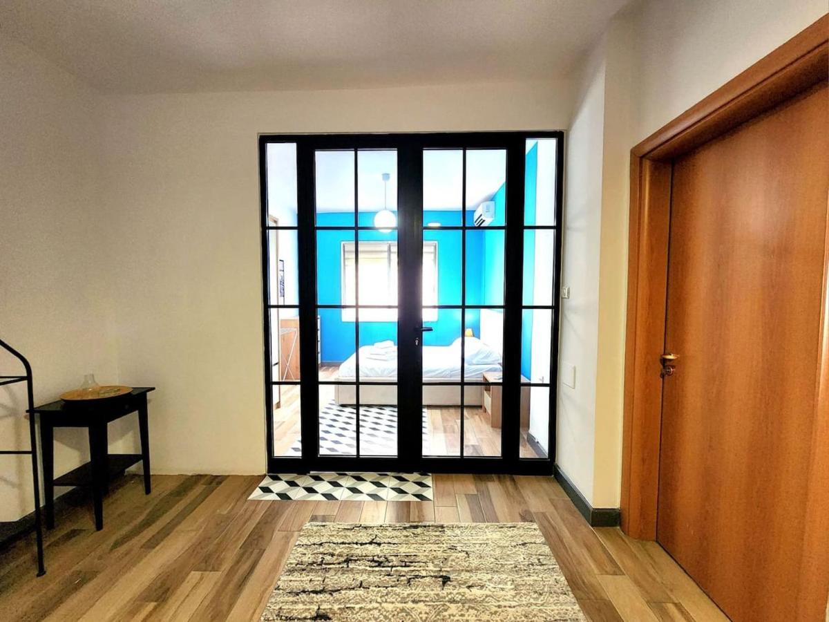 Turqoise Flat In City Center With 24H Self Check In Tirana Extérieur photo